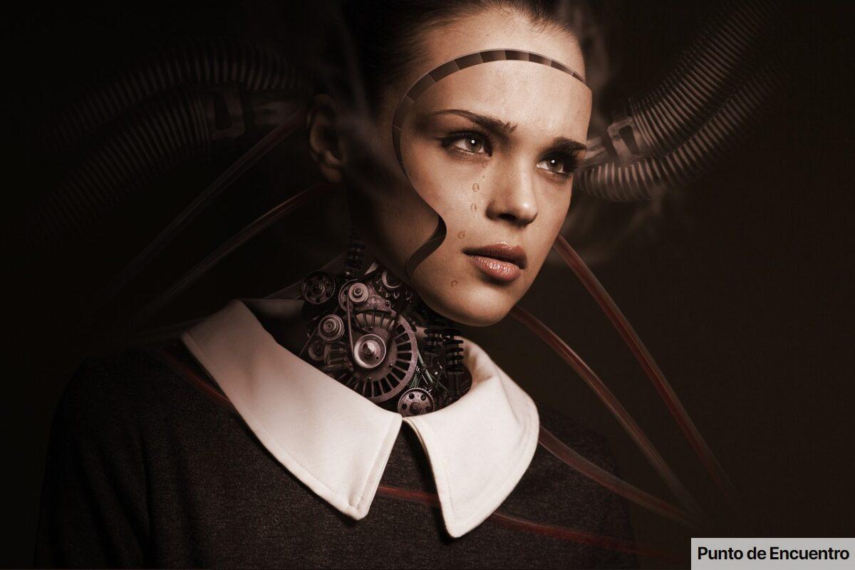 Crean un espeluznante robot humanoide cuya cara está hecha de piel viva